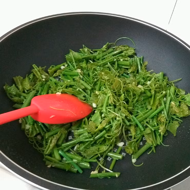 Ngon su su xao toi bo than trang duong va la vi thuoc quy-Hinh-7