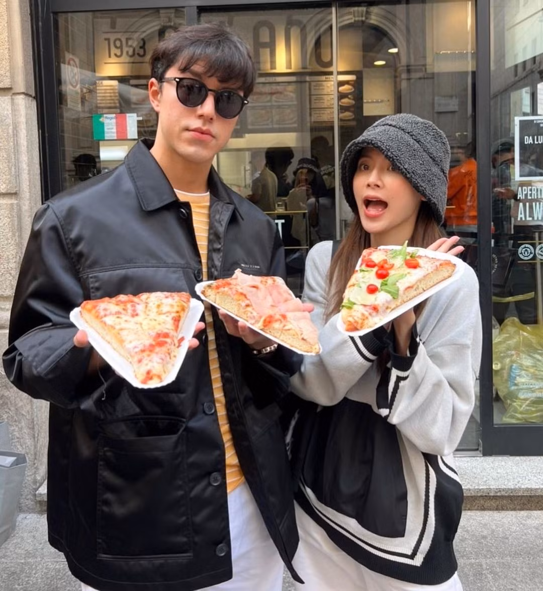 Baifern Pimchanok và Nine Naphat hợp tác trong hai bộ phim là dự án điện ảnh Yêu nhầm bạn thân và phim truyền hình Sợi dây hoàng lan. Mẹ của Nine Naphat rất yêu thích Baifern và ủng hộ khi họ tiến thêm bước nữa. Nine Naphat còn từng thừa nhận Baifern Pimchanok là hình mẫu bạn gái lý tưởng của anh.