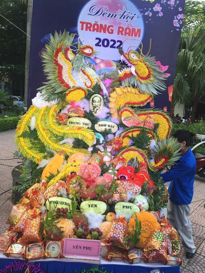 Dich vu tia hoa, bay co Trung thu dat khach, nhieu noi qua tai-Hinh-4