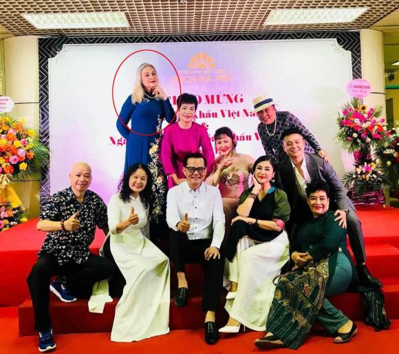 Bất ngờ trước diện mạo hiện tại ở tuổi 65 của NSND Hoàng Cúc - Hình 3 Bat ngo truoc dien mao hien tai o tuoi 65 cua NSND Hoang Cuc-Hinh-3