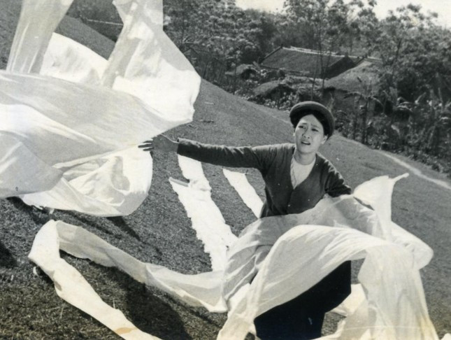 “Co Net” Nhu Quynh ke chuyen “Den hen lai len“