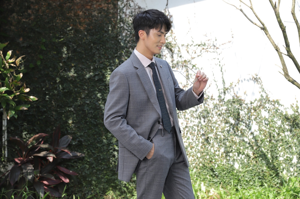 Cuộc sống hiện tại của "anh giáo" từng gây sốt với cách dạy học cực "gắt" - Hình 3 Cuoc song hien tai cua