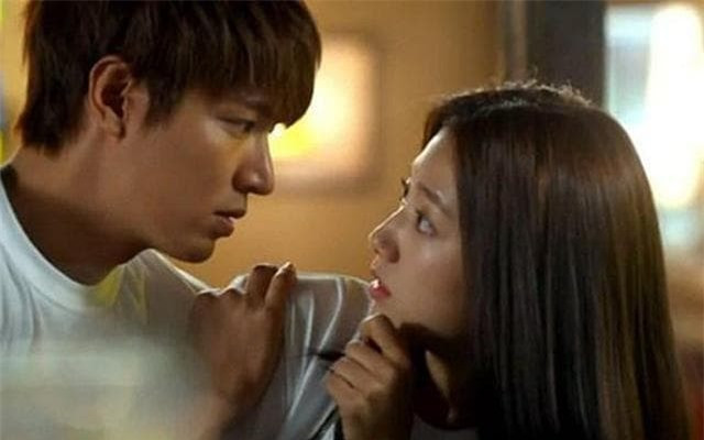 Chia tay ban gai, co ay dua so tiet kiem 5 ty khien toi choang