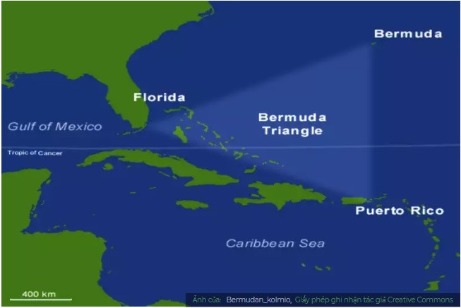 Tam giác quỷ Bermuda: Tam giác quỷ Bermuda là một khu vực không cố định nằm ở hướng tây của phía Bắc Đại Tây Dương nơi mà một số tàu thuyền, máy bay biến mất một cách bí ẩn khi đi qua khu vực này.