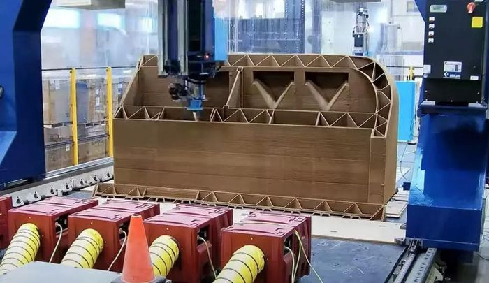 Máy in 3D khổng lồ mở ra nhiều tiềm năng trong sản xuất ở quy mô lớn với cảm biến, máy tính hiệu suất cao và trí tuệ nhân tạo. Ảnh: Goodmetavs