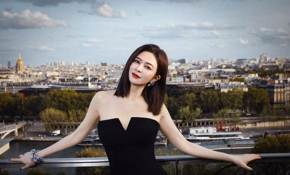 Cuoc song cua 'de nhat my nhan' Quan Chi Lam hien ra sao?