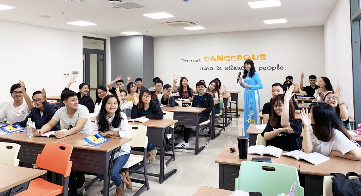 ĐH Kinh tế TP.HCM điểm chuẩn tăng từ 1-5 điểm DH Kinh te TP.HCM diem chuan tang tu 1-5 diem