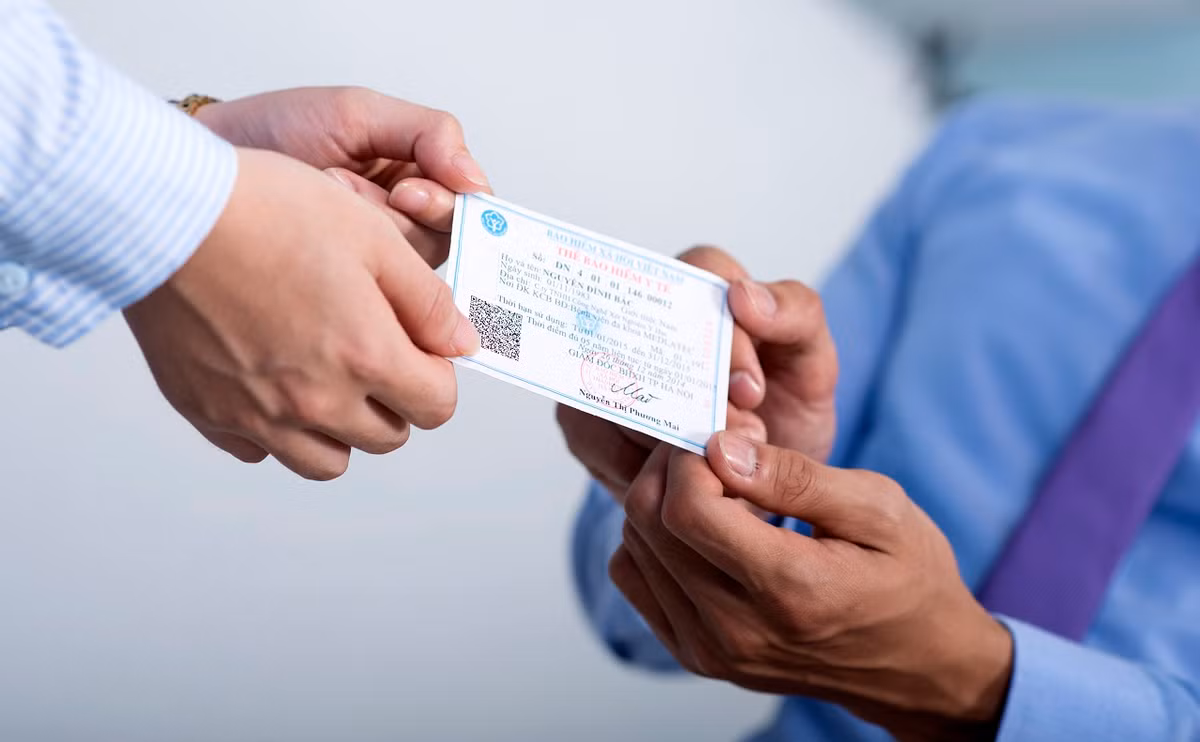 De xuat dieu chinh doi tuong bat buoc tham gia bao hiem y te