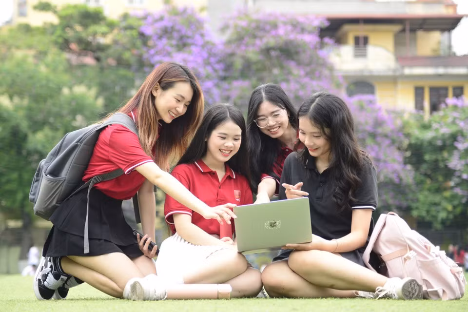 Diem chuan dai hoc nam 2024 tang manh do chi tieu con qua it?