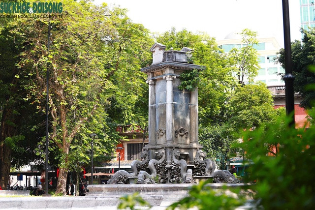 Hà Nội tu bổ đài phun nước Con Cóc ở vườn hoa Diên Hồng Ha Noi tu bo dai phun nuoc Con Coc o vuon hoa Dien Hong