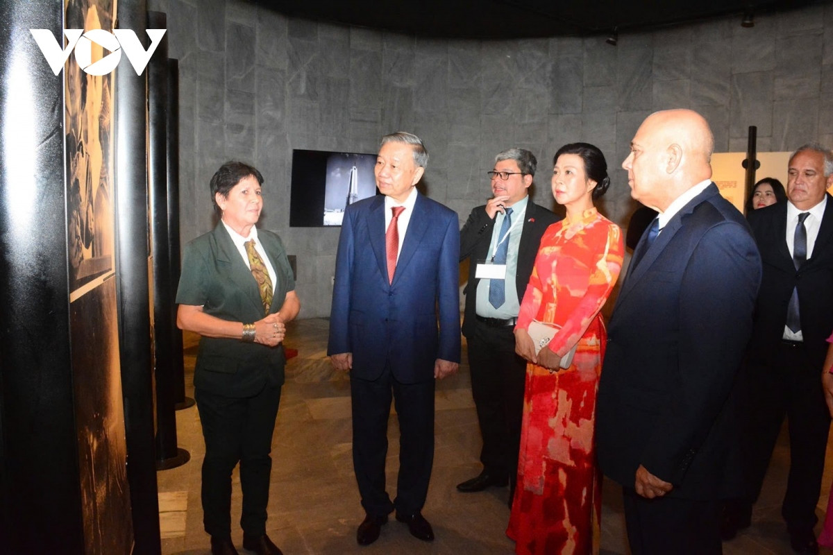 Tổng Bí thư, Chủ tịch nước Tô Lâm tưởng niệm Anh hùng dân tộc Cuba Jose Marti - Hình 4 Tong Bi thu, Chu tich nuoc To Lam tuong niem Anh hung dan toc Cuba Jose Marti-Hinh-4