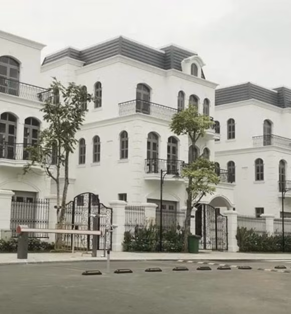 Nhung lan sao Viet tang qua sinh nhat khung cho 'nua kia'-Hinh-6