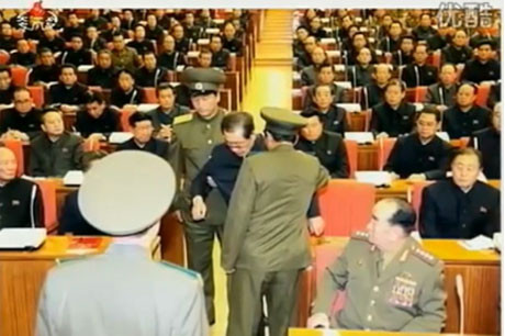 Ông Jang Sung-taek bị bắt ngay trong cuộc họp đảng.