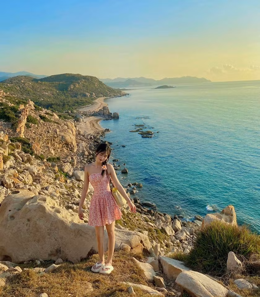 Ve dep say long cua Ninh Thuan: Bai da 