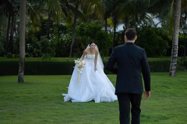 Mỗi cử chỉ của họ đều mang lại khoảnh khắc đẹp.