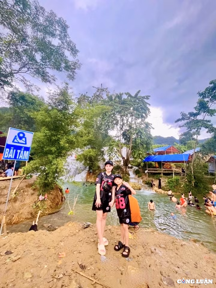 Năm 2019, UBND tỉnh ban hành quyết định công nhận thác Trăng là di tích danh lam thắng cảnh cấp tỉnh. Từ đó đến nay, thác ngày càng thu hút lượng lớn người dân địa phương đến thăm quan, trải nghiệm, nhất là mùa hè.