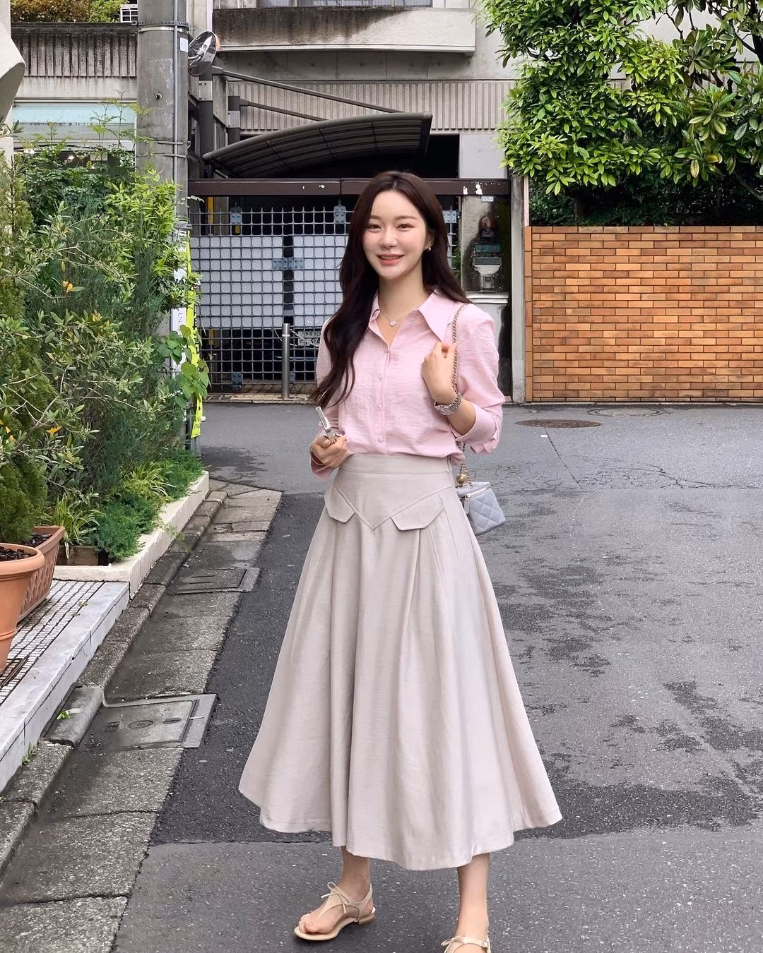 Nu blogger me dien ao so mi mac dep ca nam-Hinh-4