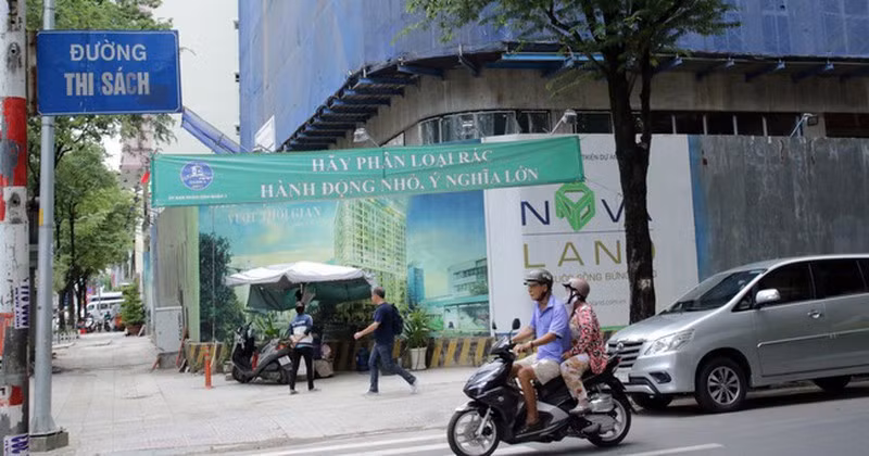 Xu cuu Pho chu tich TP HCM Nguyen Huu Tin: Trieu tap hang loat so, nganh-Hinh-2