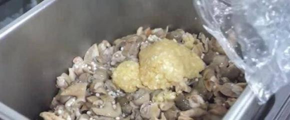 Loai oc song bui ram, nay tro thanh mon ngon gia dat-Hinh-4