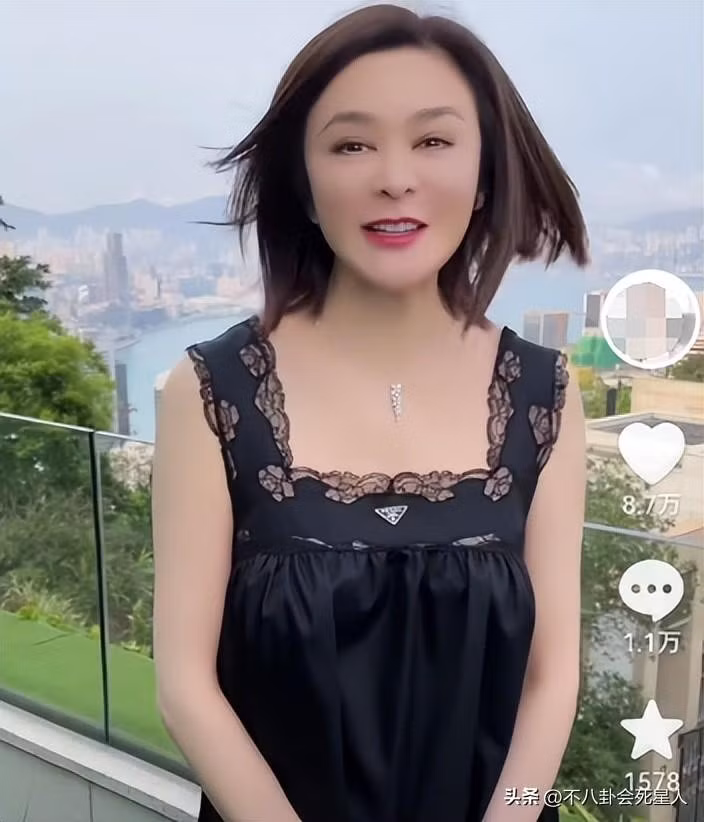 Sao nu bi boc tran nhan sac chua qua chinh sua-Hinh-8