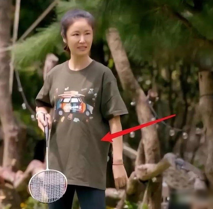 Sao nu bi boc tran nhan sac chua qua chinh sua-Hinh-11