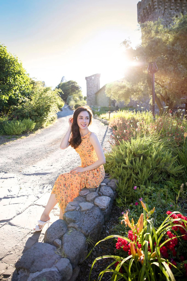 Em dau Hoa hau Ha Kieu Anh: Xinh dep tai sac ven tron-Hinh-5