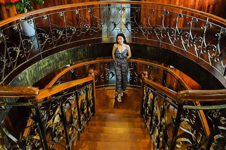 Nhan sac vo xinh dep tung thi hoa hau cua MC Anh Tuan-Hinh-4