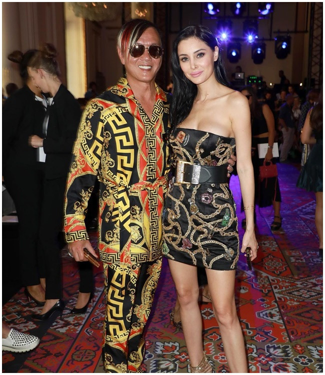 Cuộc sống sung túc, hạnh phúc của vợ chồng tỷ phú này cho đến nay vẫn là niềm mơ ước của bao nhiêu người.