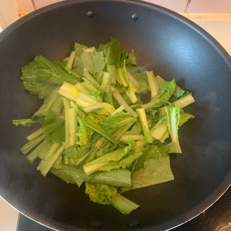 Cách mới nấu canh rau cải với tôm vừa ngon lại lạ miệng - Hình 2 Cach moi nau canh rau cai voi tom vua ngon lai la mieng-Hinh-2