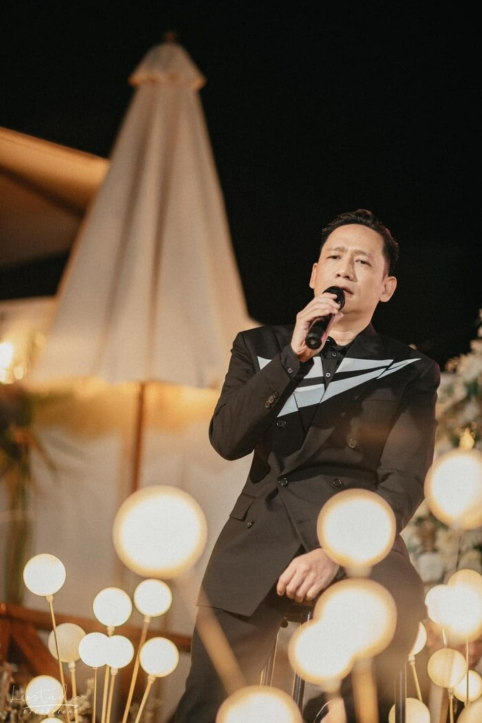 Duy Mạnh hạnh phúc trước màn thể hiện ca khúc mới của Tuấn Hưng Duy Manh hanh phuc truoc man the hien ca khuc moi cua Tuan Hung