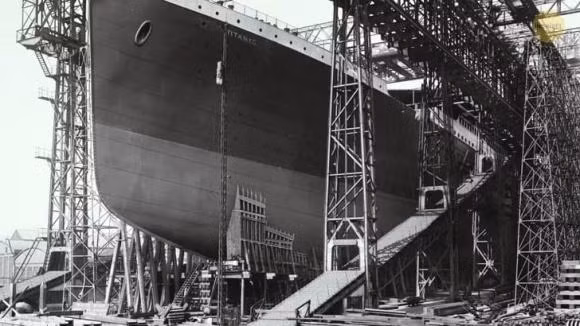 Giay phut cuoi cung, hanh khach van khong the tin tau Titanic chim-Hinh-7