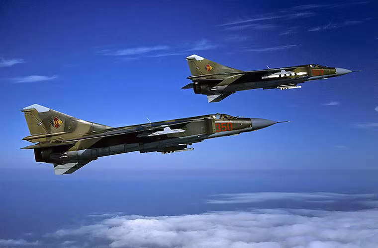 MiG-23 được trang bị động cơ R-35-300 cho tốc độ tối đa 2.445km/h, vũ khí có một pháo 23mm (200 viên đạn) và 4-6 tên lửa không đối không tầm nhiệt R-60, tự dẫn radar R-23/24. Sự thành công trong thiết kế được thể hiện rõ nét trên chiến trường, MiG-23 đã xuất hiện trong một cuộc giao chiến với máy bay Mỹ ở Trung Đông và được cho là đã hạ được cả F-16, F-4E của Mỹ.