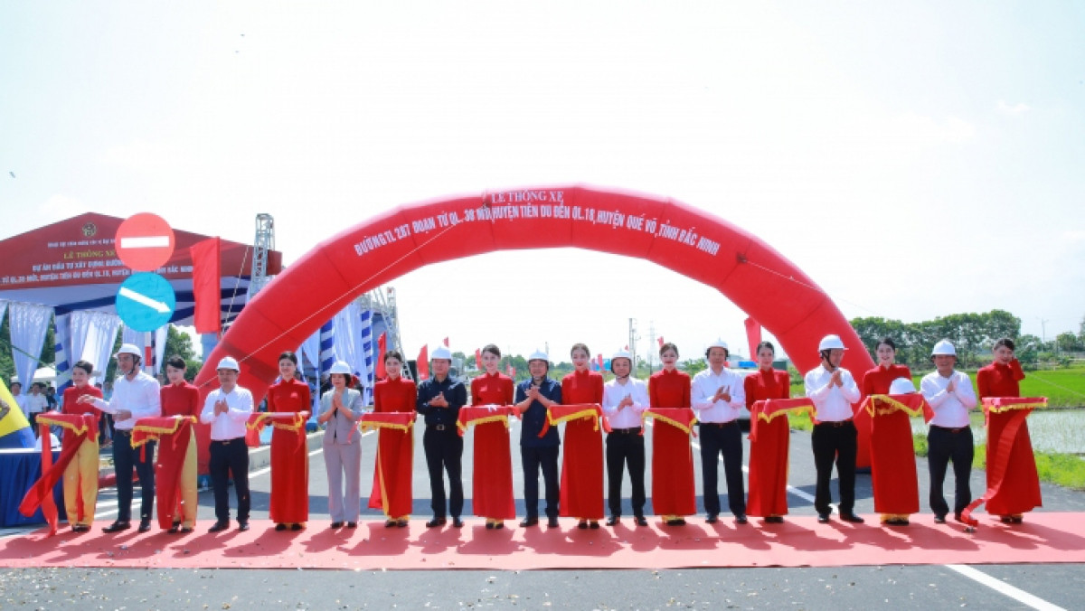 Thông xe đường tỉnh lộ 287 và khởi công KCN Gia Bình 2 Thong xe duong tinh lo 287 va khoi cong KCN Gia Binh 2