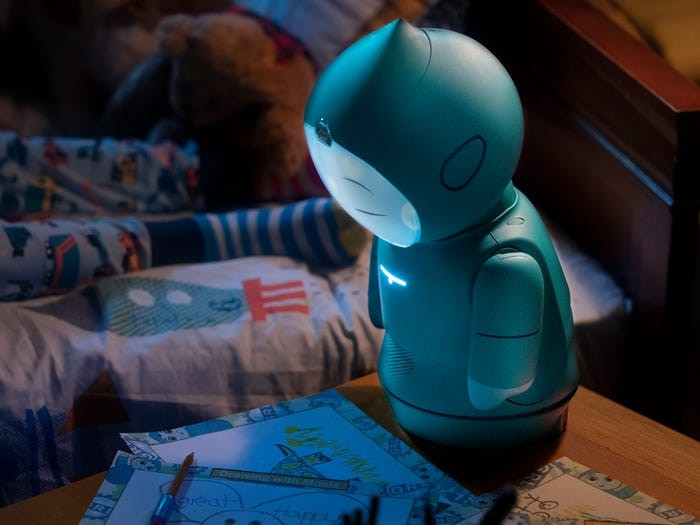 &lt;p&gt;&lt;img src="/Uploaded/ctvkhoahoc/2020_05_17/6_CUSM.jpeg"/&gt;&lt;/p&gt; Moxie có thể nhận ra đồ vật, ví dụ như sách hay tranh vẽ. (Ảnh: Embodied)