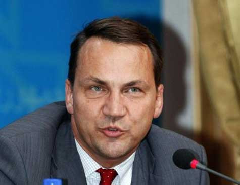 Ngoại trưởng Ba Lan Radislaw Sikorsk.