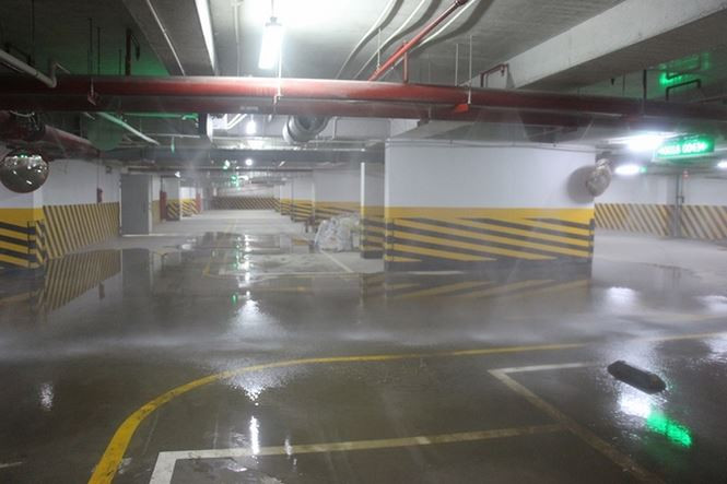 Bên cạnh đó, việc ngăn chia khu vực thương mại tại Khu chung cư này chưa đúng với hồ sơ đã được thẩm định, không đảm bảo yêu cầu PCCC. Ảnh: Tiền phong.