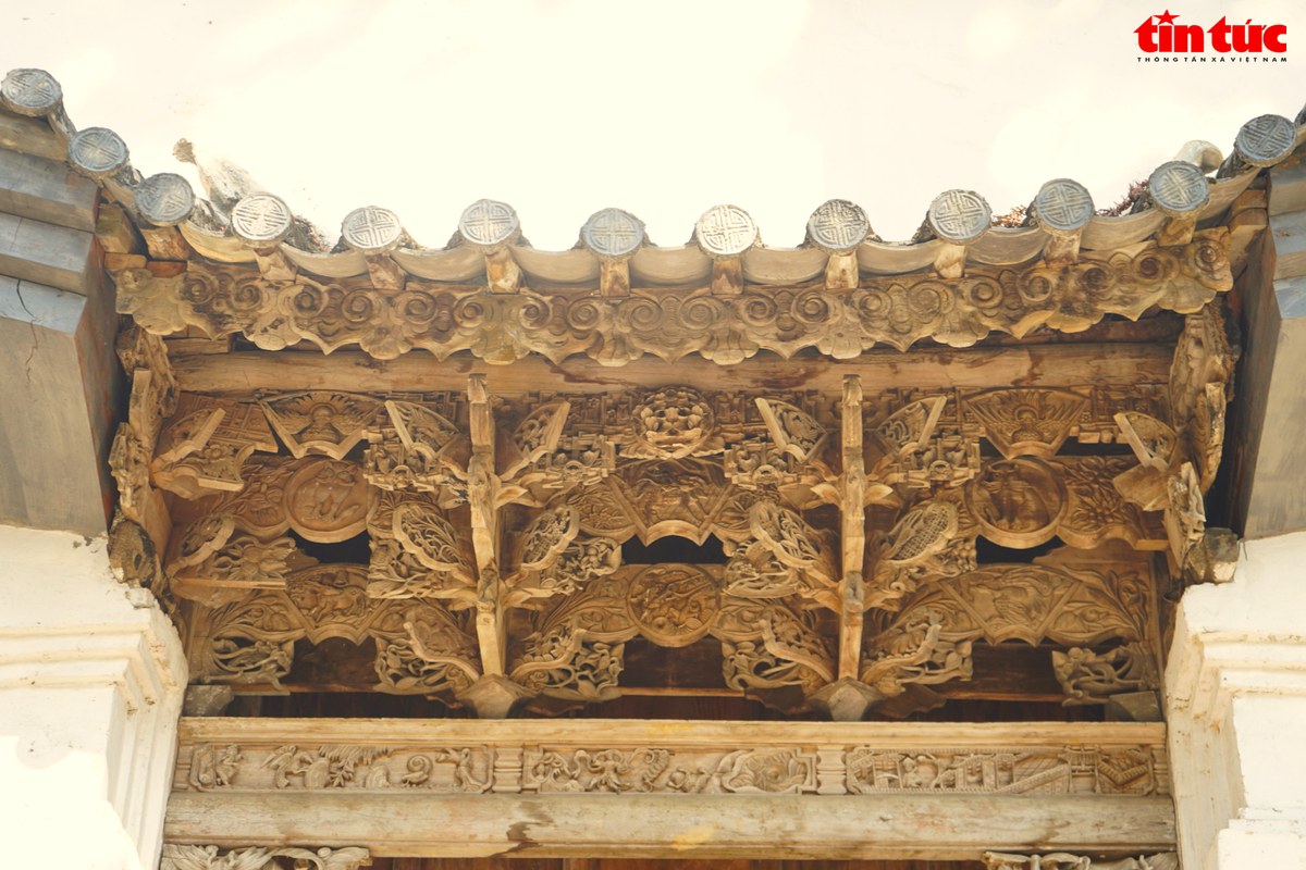 Ve dep tram mac noi dinh thu ho Vuong thu hut du khach-Hinh-6