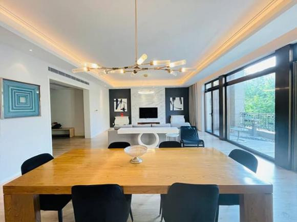 Ben trong ngoi nha trang nha hon 169 ty dong cua Thai Thieu Phan-Hinh-5