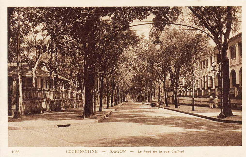 Đường Catinat nhìn từ ngã tư Catinat - De Lagrandière, Dinh Thượng thư Nội vụ nằm bên phải. Ảnh tư liệu.