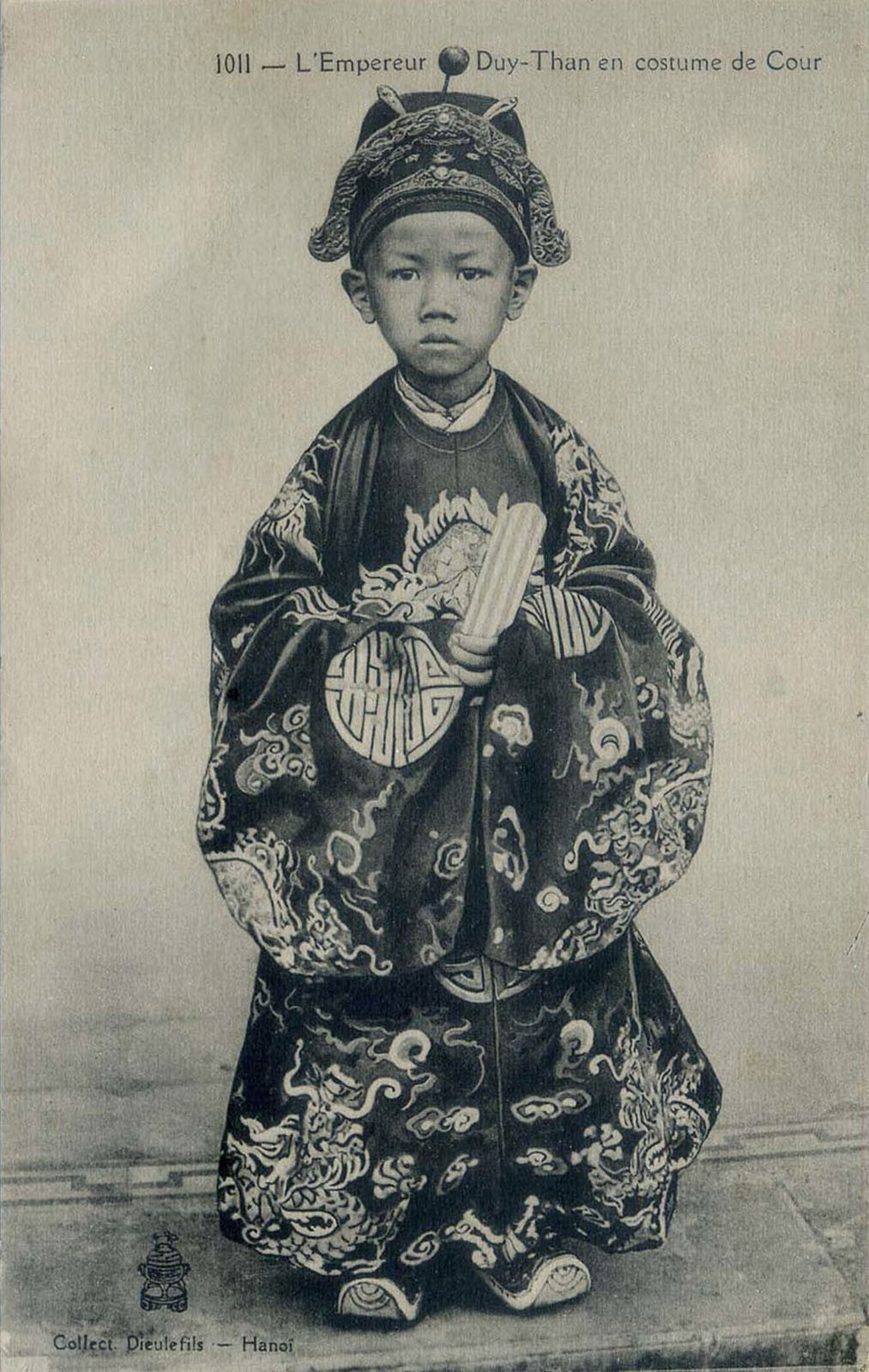 Hình ảnh vua Duy Tân trong một bưu thiếp của Pháp. Ảnh tư liệu.