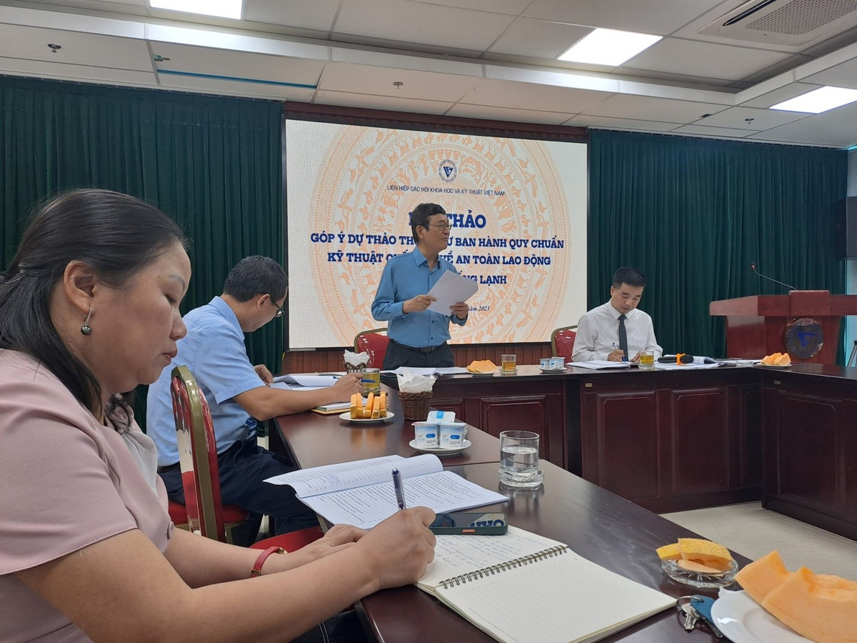 Gop y Du thao Thong tu ban hanh quy chuan quoc gia ve an toan lao dong doi voi he thong lanh-Hinh-4