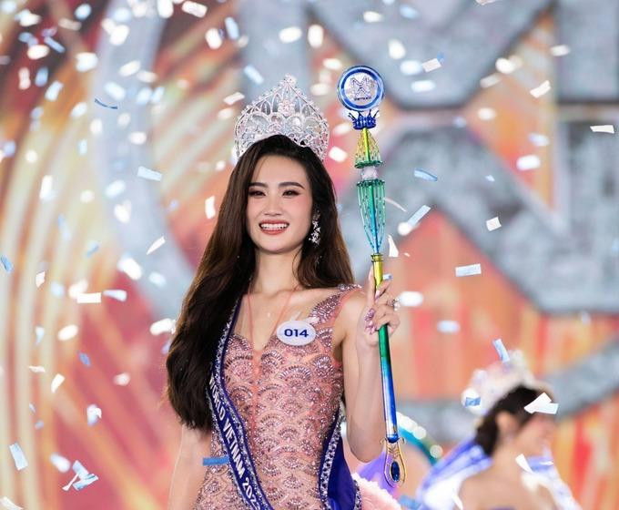 Y Nhi xin loi sau phat ngon 