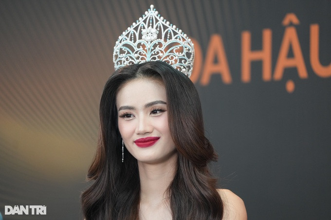 Bo ruot Y Nhi: “Co nhung dem, nuoc mat toi chay den 3h sang“