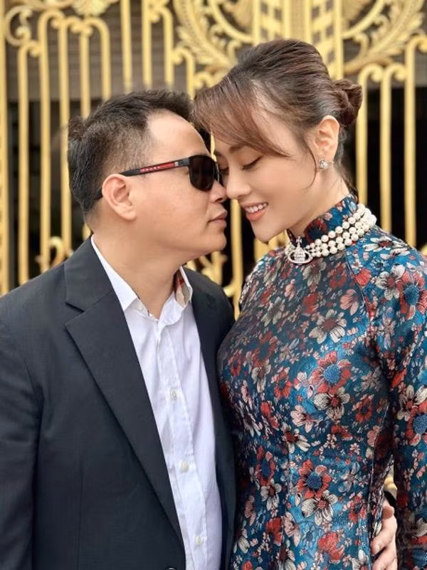 Me Shark Binh noi gi khi con trai ket hon voi Phuong Oanh?-Hinh-2