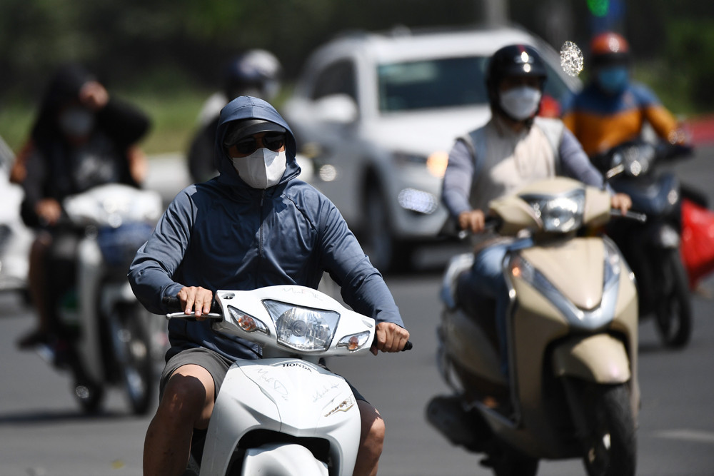 Du bao thoi tiet 19/5: Mien Bac nang nong ha xuong duoi 40 do