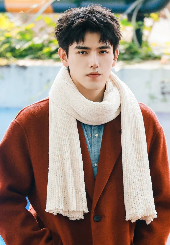 Tran Phi Vu lao dao sau khi lo anh giuong chieu voi hot girl-Hinh-4