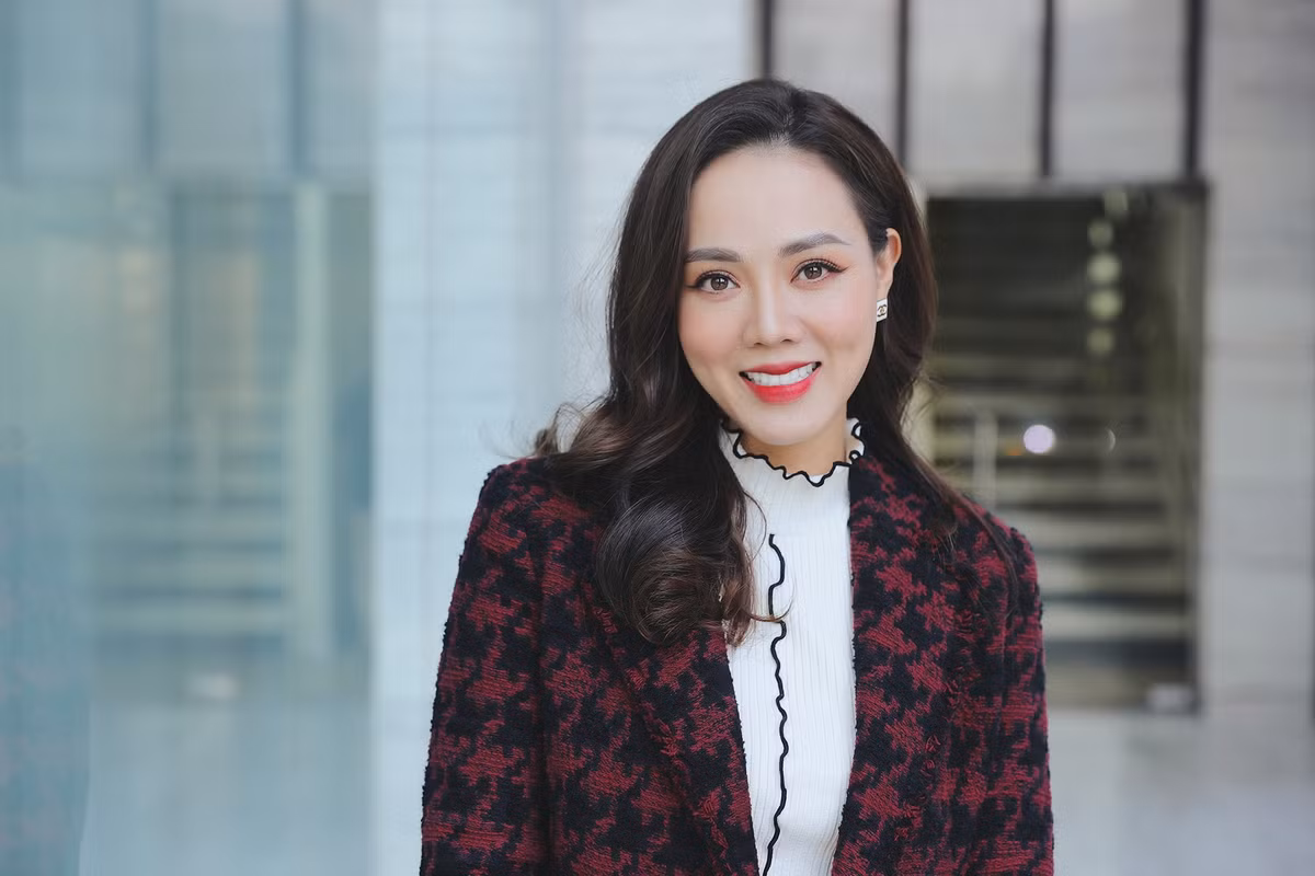 Vo NSND Cong Ly: “Anh ay tung muon ly hon de giai thoat cho toi“