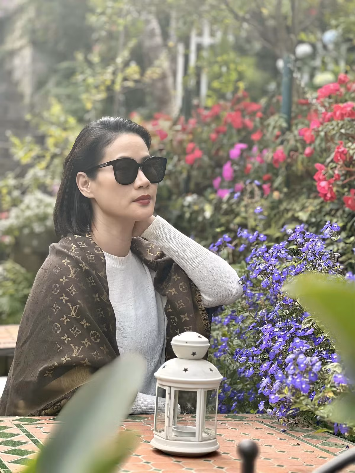 Dam Thu Trang tuoi tan ben Cuong Do La, Diep Lam Anh xinh dep-Hinh-5