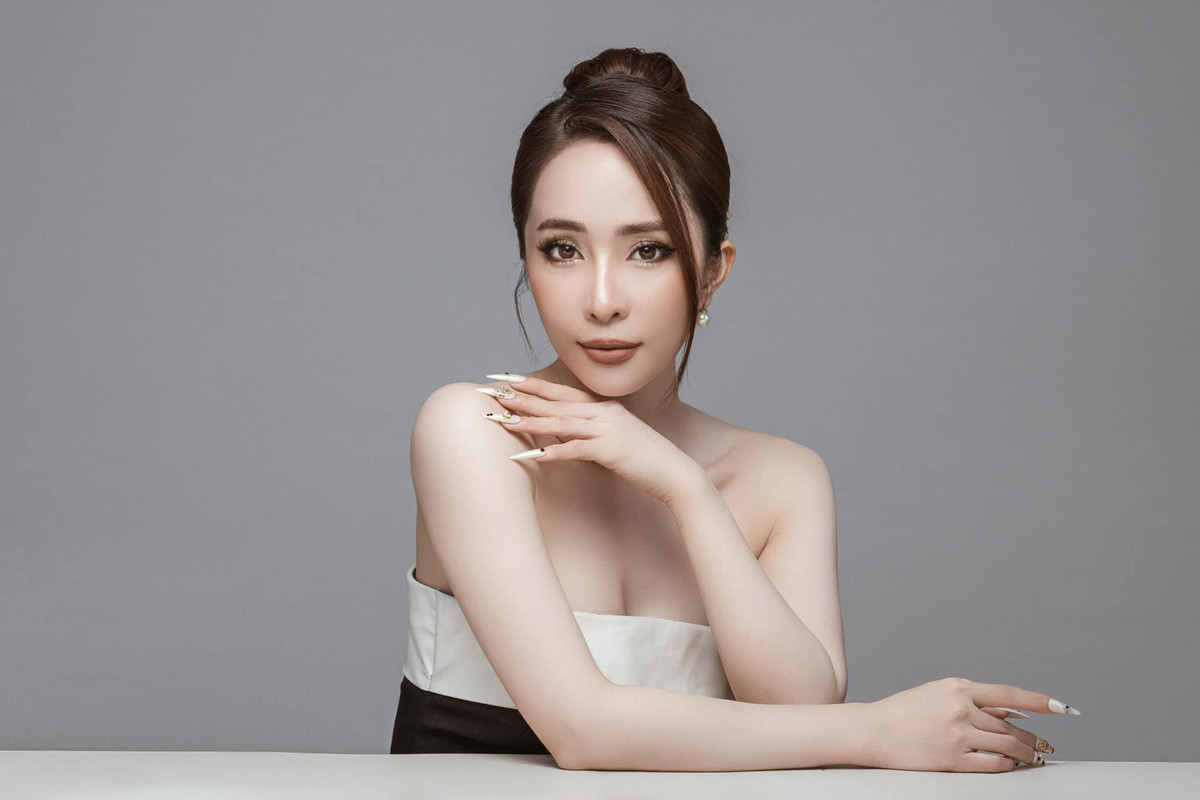 Diễn viên Quỳnh Nga đẹp mặn mà.