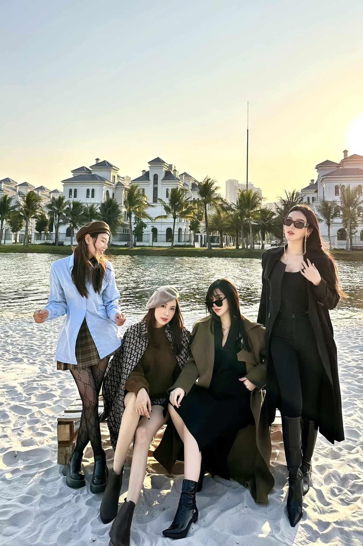 NSND Thu Que tre trung, hoa hau Ky Duyen khoe eo thon-Hinh-7